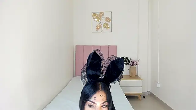 Snapshot of ZAYDA_KAJER chatting on October 31, 2025, 8:49 pm ZAYDA KAJER online show from October 31, 2025, 8:49 pm