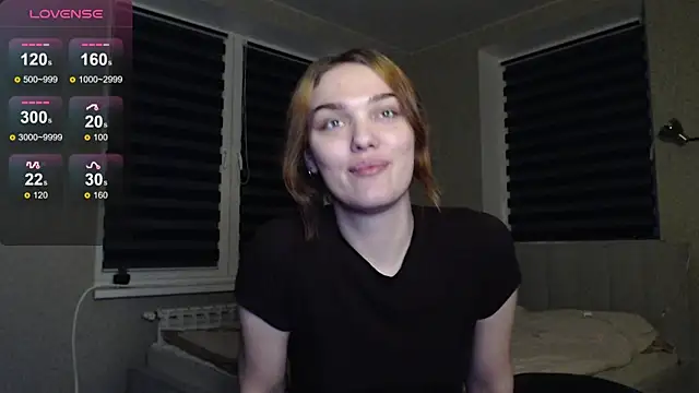 Snapshot of EmiliaRhodes chatting on October 20, 2025, 9:26 pm EmiliaRhodes online show from October 20, 2025, 9:26 pm