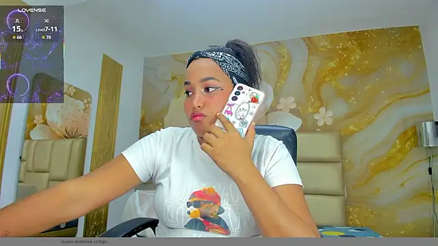 NahomiWalker  online show from February 23, 2026, 8:31 pm