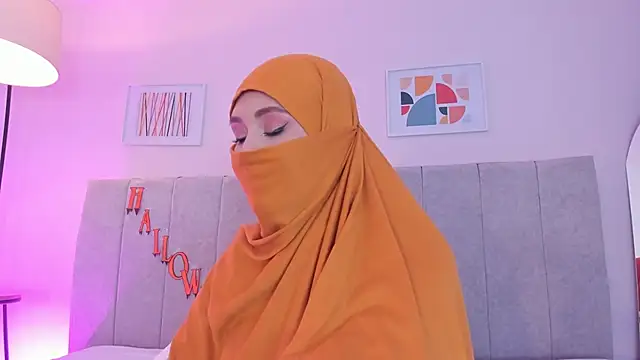 fatiima  online show from October 30, 2025, 7:22 pm