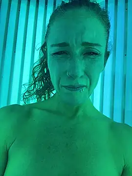 Snapshot of PetitemarieeThaReal chatting on October 30, 2025, 9:55 pm PetitemarieeThaReal online show from October 30, 2025, 9:55 pm