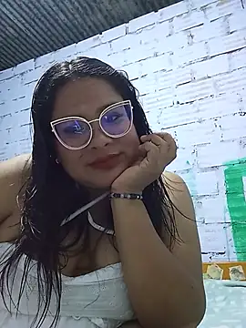 celeste122595 online show from June 5, 2026, 3:33 am