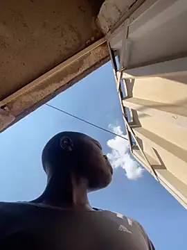 Snapshot of maloya267 chatting on December 2, 2025, 11:45 am maloya267 online show from December 2, 2025, 11:45 am