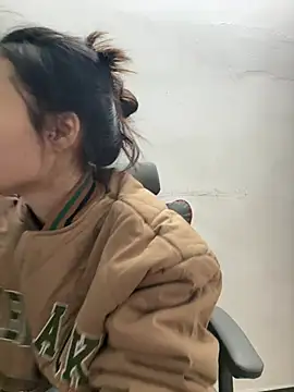 aaaaawhate online show from February 1, 2026, 11:08 am