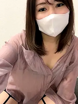 Snapshot of Rui_87 chatting on November 8, 2025, 12:47 am Rui 87 online show from November 8, 2025, 12:47 am