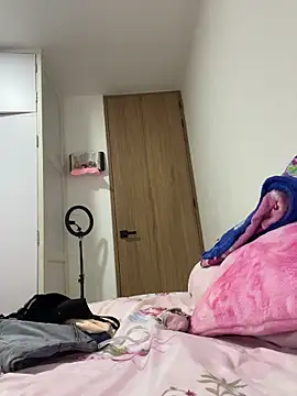 violeta365 online show from November 15, 2025, 5:17 pm