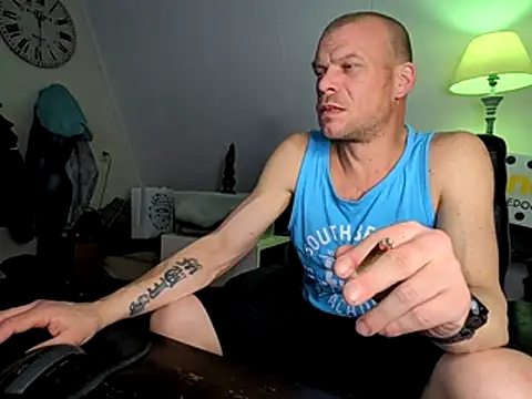 Snapshot of Kinky_Play1 chatting on March 14, 2026, 10:27 pm Kinky Play1 online show from March 14, 2026, 10:27 pm
