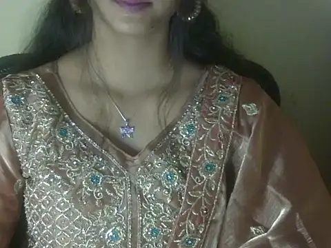 shimz  online show from January 9, 2026, 6:42 am