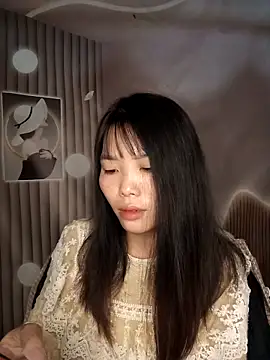 Snapshot of Fish_yellow chatting on November 11, 2025, 7:08 pm Fish yellow online show from November 11, 2025, 7:08 pm