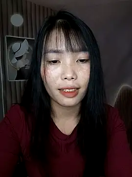 Snapshot of Fish_yellow chatting on November 11, 2025, 1:33 am Fish yellow online show from November 11, 2025, 1:33 am