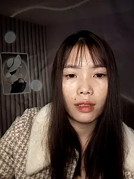 Snapshot of Fish_yellow chatting on November 14, 2025, 9:40 pm Fish yellow online show from November 14, 2025, 9:40 pm