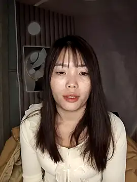 Snapshot of Fish_yellow chatting on November 21, 2025, 8:08 pm Fish yellow online show from November 21, 2025, 8:08 pm