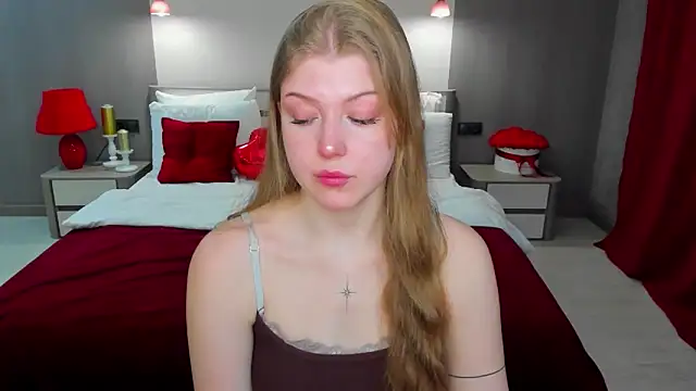 Snapshot of Stella_Light chatting on February 2, 2026, 4:22 am Stella Light online show from February 2, 2026, 4:22 am