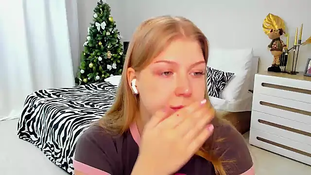 Snapshot of Stella_Light chatting on January 13, 2026, 4:27 am Stella Light online show from January 13, 2026, 4:27 am