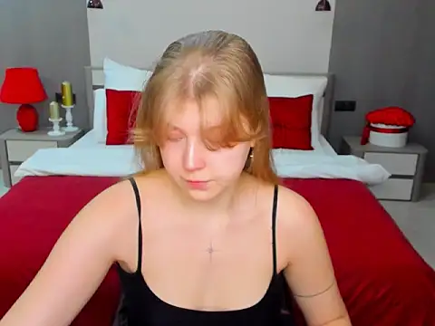 Snapshot of Stella_Light chatting on November 12, 2025, 4:16 am Stella Light online show from November 12, 2025, 4:16 am