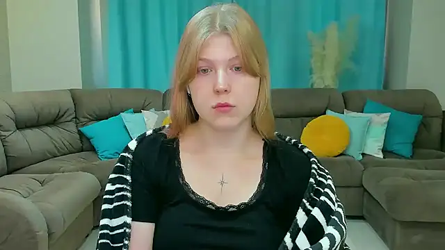 Snapshot of Stella_Light chatting on November 4, 2025, 4:16 am Stella Light online show from November 4, 2025, 4:16 am