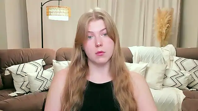 Snapshot of Stella_Light chatting on December 19, 2025, 4:49 am Stella Light online show from December 19, 2025, 4:49 am