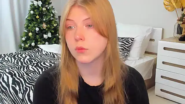 Snapshot of Stella_Light chatting on December 18, 2025, 4:17 am Stella Light online show from December 18, 2025, 4:17 am