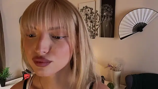 Kaily Ceys online show from November 5, 2025, 11:24 am