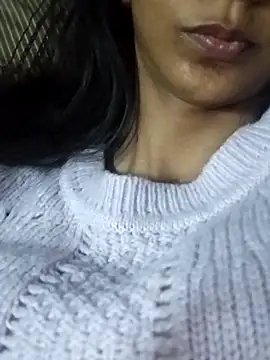 Snapshot of Aaliya_BigBoobs_1 chatting on December 4, 2025, 7:46 pm Aaliya BigBoobs 1 online show from December 4, 2025, 7:46 pm