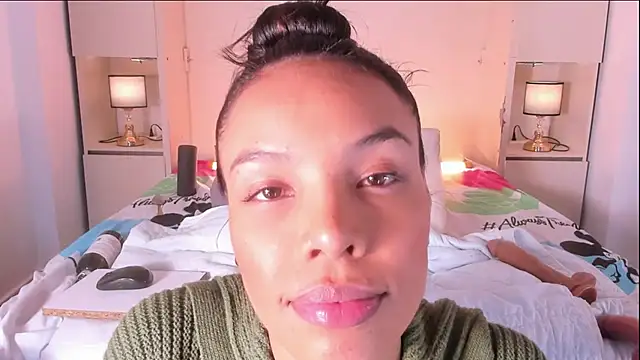 Snapshot of Blackywhiite chatting on November 21, 2025, 4:06 pm Blackywhiite online show from November 21, 2025, 4:06 pm