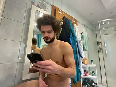 youngboyformommy24 online show from February 28, 2026, 1:44 pm