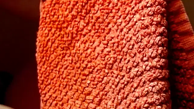 Snapshot of GloriaUpperLove chatting on December 1, 2025, 10:27 am GloriaUpperLove online show from December 1, 2025, 10:27 am