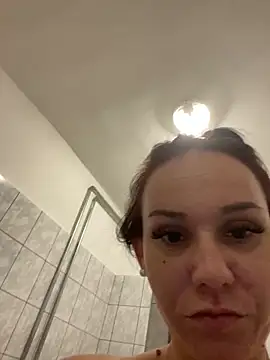 Veronika29 online show from November 2, 2025, 9:20 pm