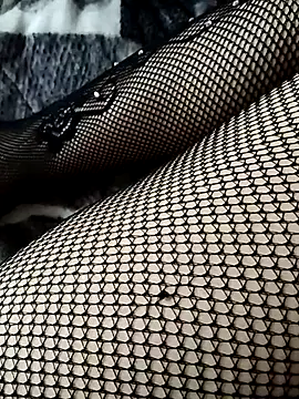 sexydeaChanel online show from November 15, 2025, 11:14 am