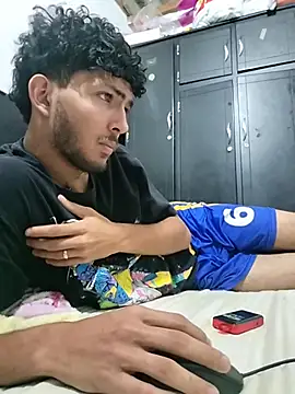 Snapshot of LyliaWood chatting on December 15, 2025, 12:27 am LyliaWood online show from December 15, 2025, 12:27 am