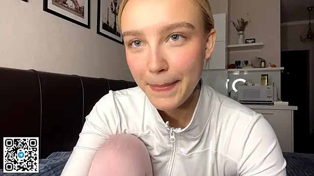 MelodyImam online show from October 21, 2025, 1:21 pm