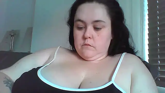 Snapshot of Maya_29x chatting on July 17, 2026, 12:02 pm Maya 29x online show from July 17, 2026, 12:02 pm