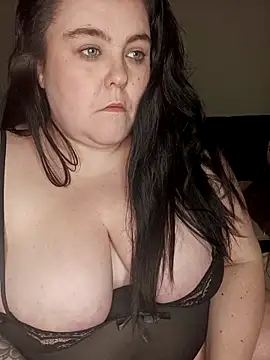 Snapshot of Maya_29x chatting on December 18, 2025, 12:49 am Maya 29x online show from December 18, 2025, 12:49 am