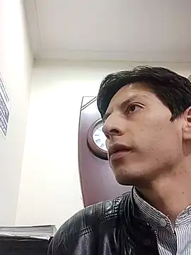 Snapshot of Carriata_larry chatting on October 29, 2025, 3:27 am Carriata larry online show from October 29, 2025, 3:27 am