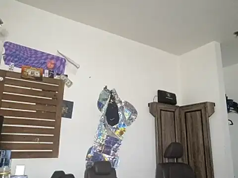 alphacloudGod online show from November 28, 2025, 6:52 pm