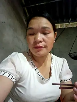 Snapshot of chipu06 chatting on October 25, 2025, 12:21 am chipu06 online show from October 25, 2025, 12:21 am