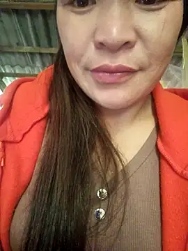 Snapshot of chipu06 chatting on November 4, 2025, 2:37 am chipu06 online show from November 4, 2025, 2:37 am