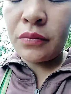 Snapshot of chipu06 chatting on October 31, 2025, 1:13 am chipu06 online show from October 31, 2025, 1:13 am