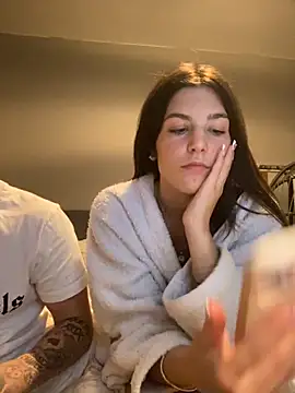 Snapshot of Brunnettebabe007 chatting on November 4, 2025, 3:32 am Brunnettebabe007 online show from November 4, 2025, 3:32 am