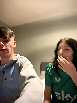 Snapshot of Brunnettebabe007 chatting on December 2, 2025, 1:06 am Brunnettebabe007 online show from December 2, 2025, 1:06 am