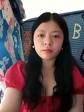 lisa-bae00 online show from April 11, 2026, 11:30 pm