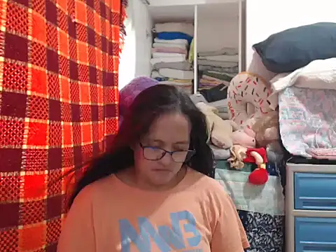 Kinkybela2025 online show from November 28, 2025, 12:55 am