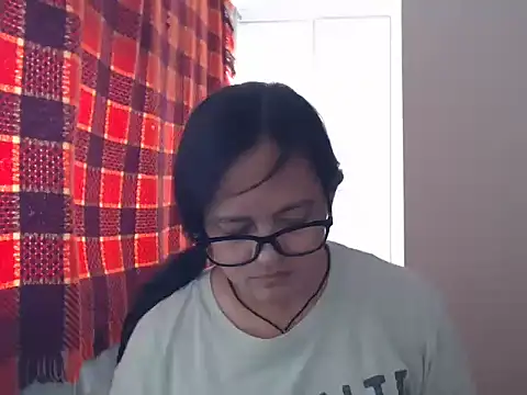 Kinkybela2025 online show from April 10, 2026, 3:35 am