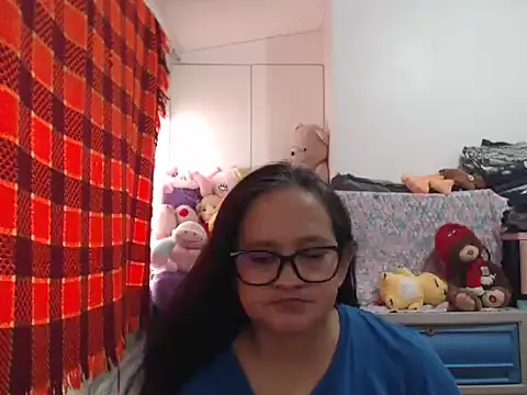 Kinkybela2025 online show from February 15, 2026, 4:02 am