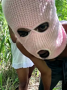 couplesexroom online show from December 4, 2025, 5:17 am