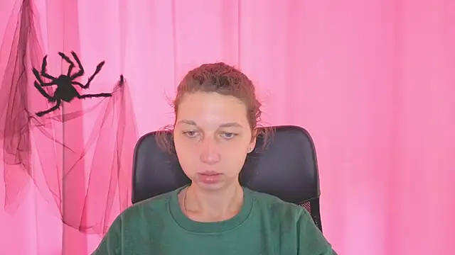 CuteEllii online show from October 30, 2025, 10:57 am