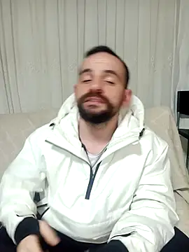 Snapshot of lazzzz09 chatting on November 22, 2025, 10:08 pm lazzzz09 online show from November 22, 2025, 10:08 pm