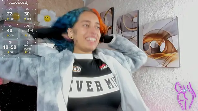 Cristall ravven online show from November 13, 2025, 1:26 pm