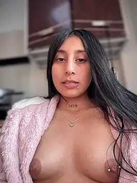 Violeet-Smith online show from March 9, 2026, 10:24 pm