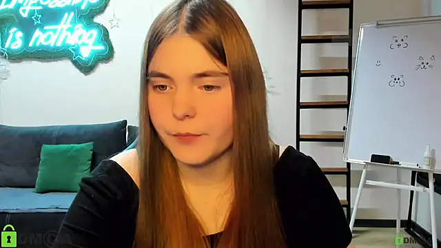 Snapshot of MiraaBloom chatting on January 8, 2026, 2:56 pm MiraaBloom online show from January 8, 2026, 2:56 pm